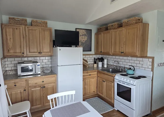 Nc 12 56821-20 Condo